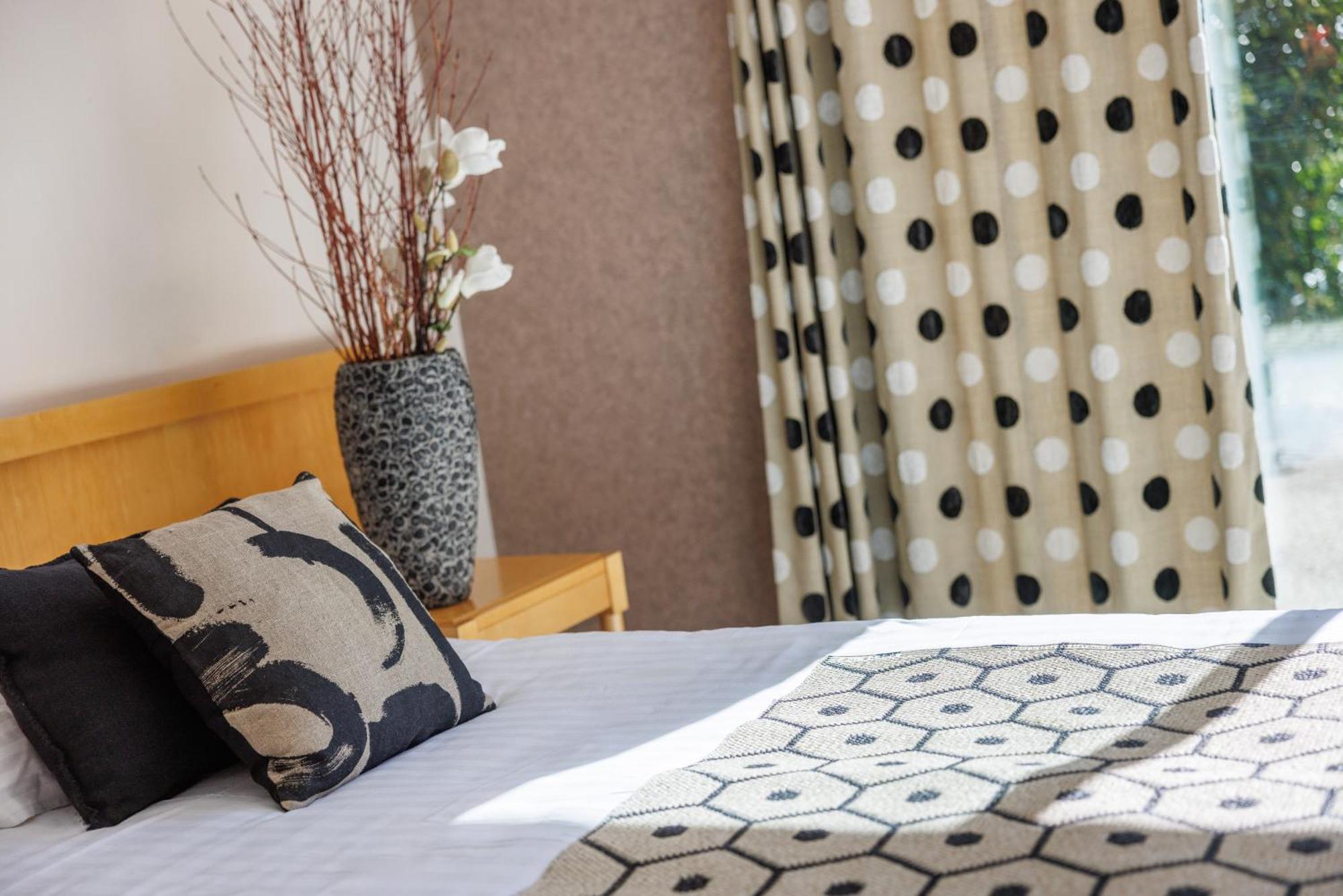 Logis Hotel Golf Le Domaine Du Val De Sorne Vernantois Εξωτερικό φωτογραφία