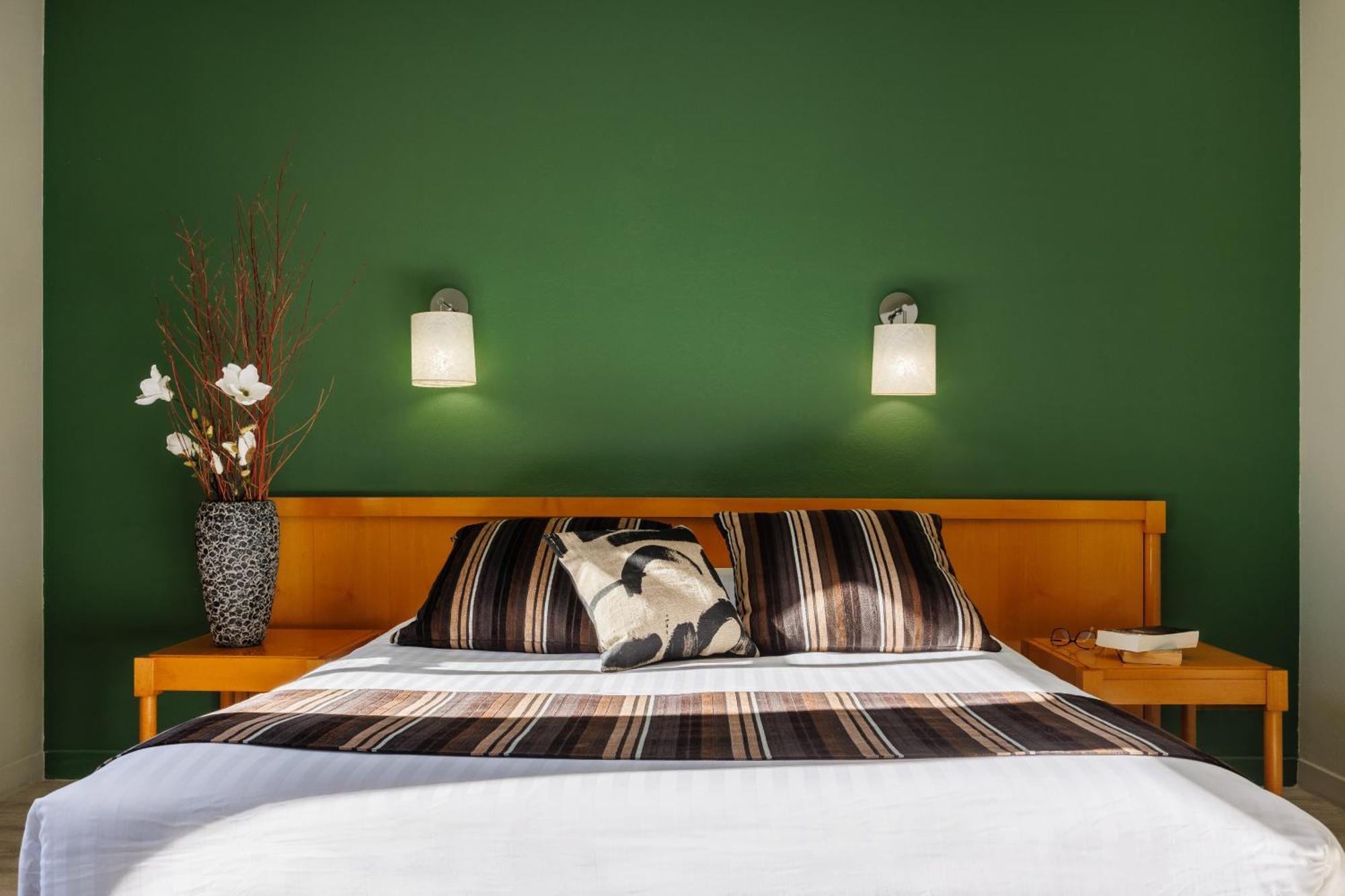 Logis Hotel Golf Le Domaine Du Val De Sorne Vernantois Εξωτερικό φωτογραφία